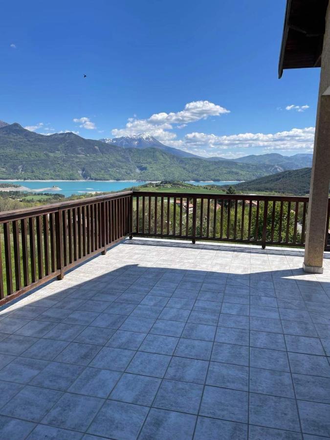 Appartement T3 Avec Vue Sur Le Lac Chorges Luaran gambar